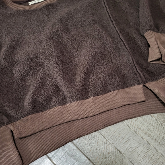 We The Free Chocolate Brown Crewneck Oversized Sweater Size Large - Picture 2 of 8